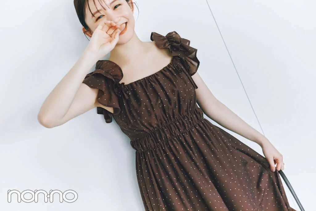 久間田琳加の秋チョコブラウンコーデモデルカット2-2