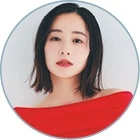 モデル　堀田真由