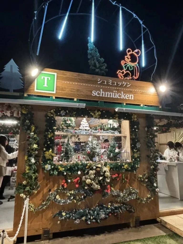 東京クリスマスマーケット2024 in 神宮外苑 クリスマスオーナメントの販売店