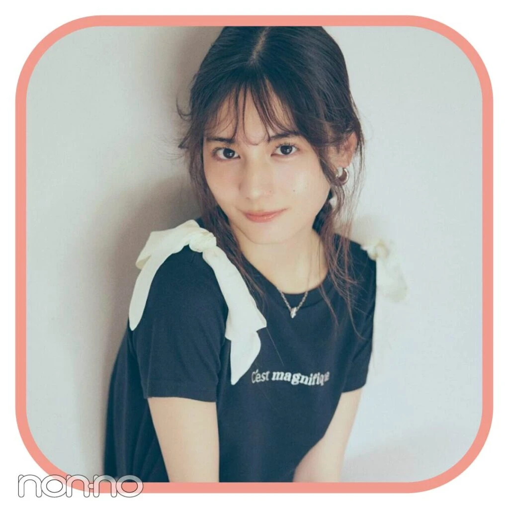 肩リボンTシャツ
