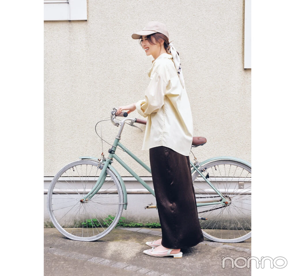 大人っぽラテ色キャップ×ゆるスカーフシニョンヘアの井上和2