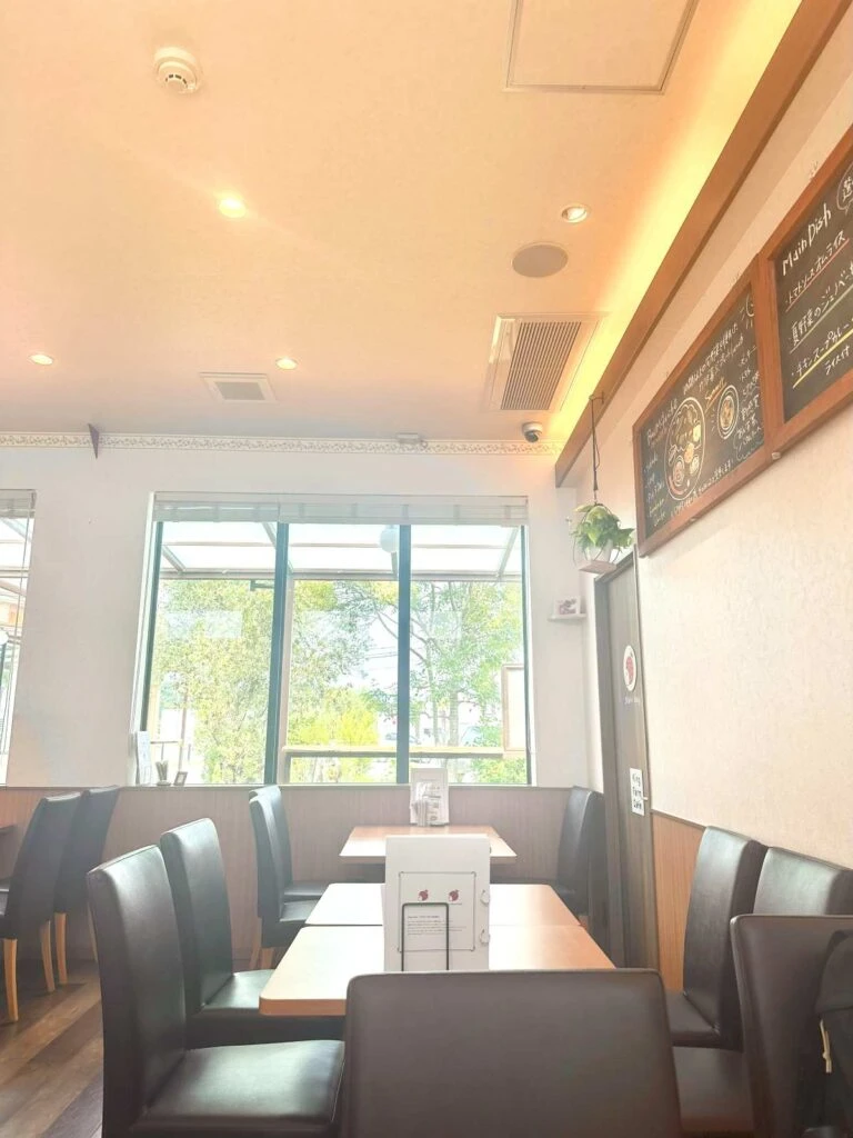 店内の様子２