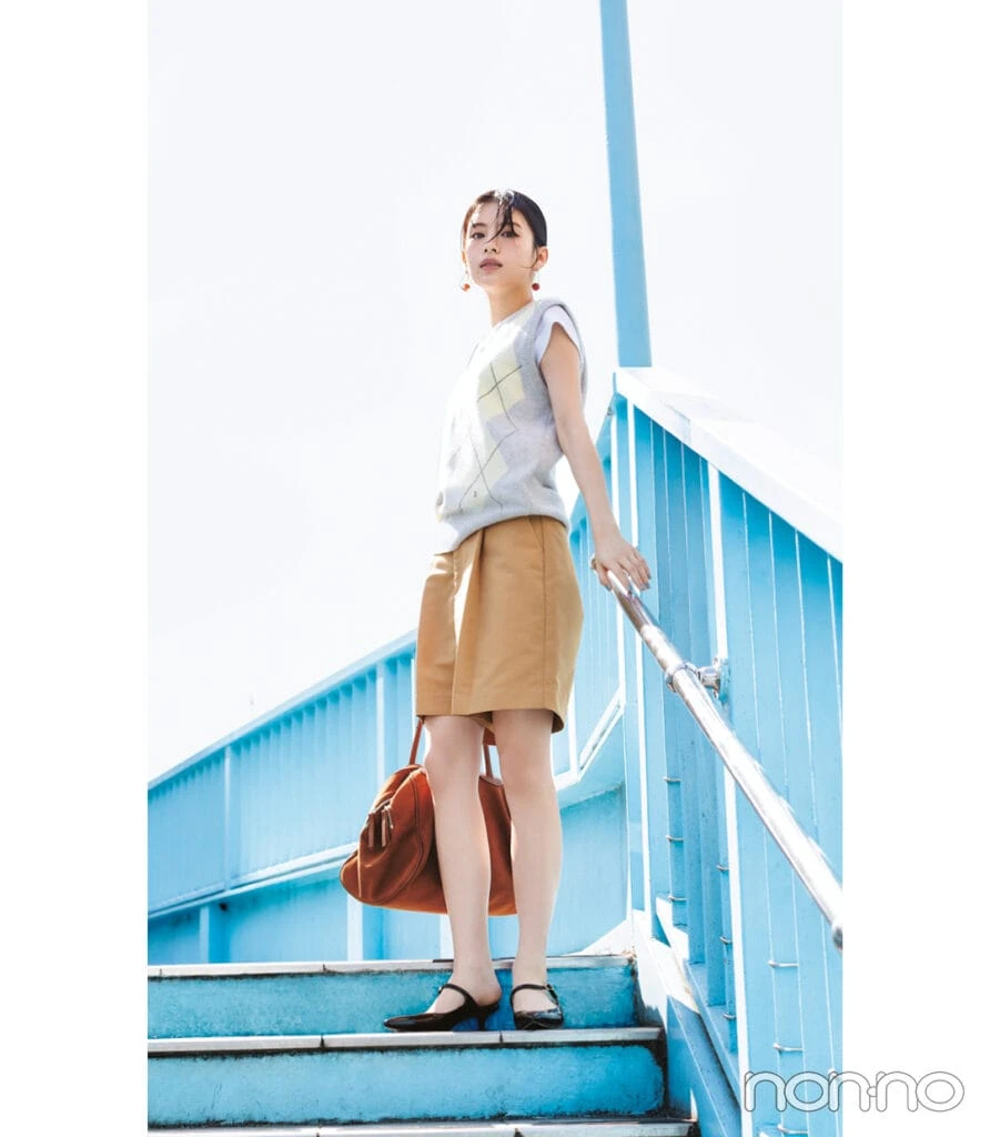 神戸レタスのバミューダパンツ×ニットベストの夏コーデ