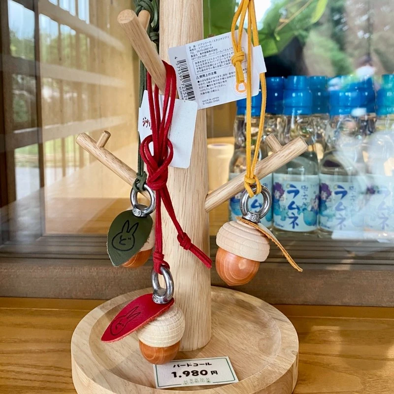 『ジブリパーク』「どんどこ森」で買えるトトロ関連のお土産：バードコール