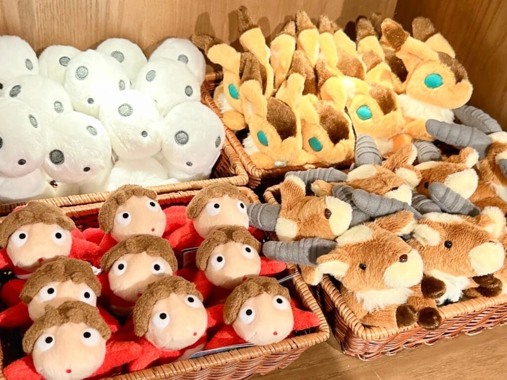 『ジブリパーク』で買えるおすすめお土産・ぬいぐるみ：ふんわりお手玉