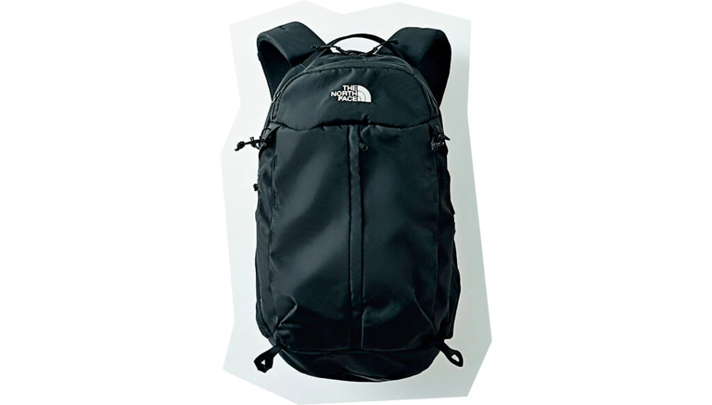 機内持ち込みバッグにおすすめのTHE NORTH FACEの黒リュック