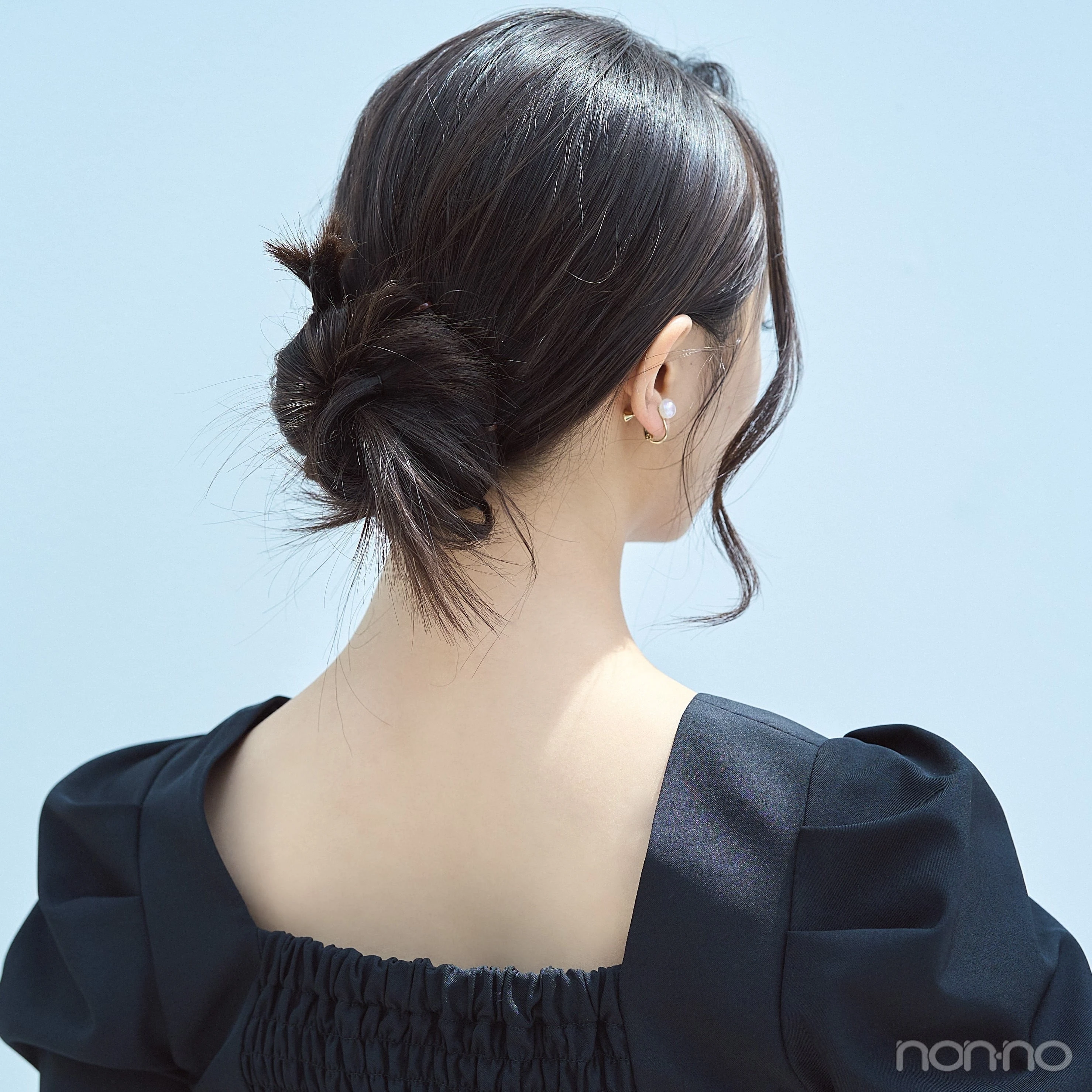 井上和の顔映えストローハット×ゆる巻きシニヨンバック