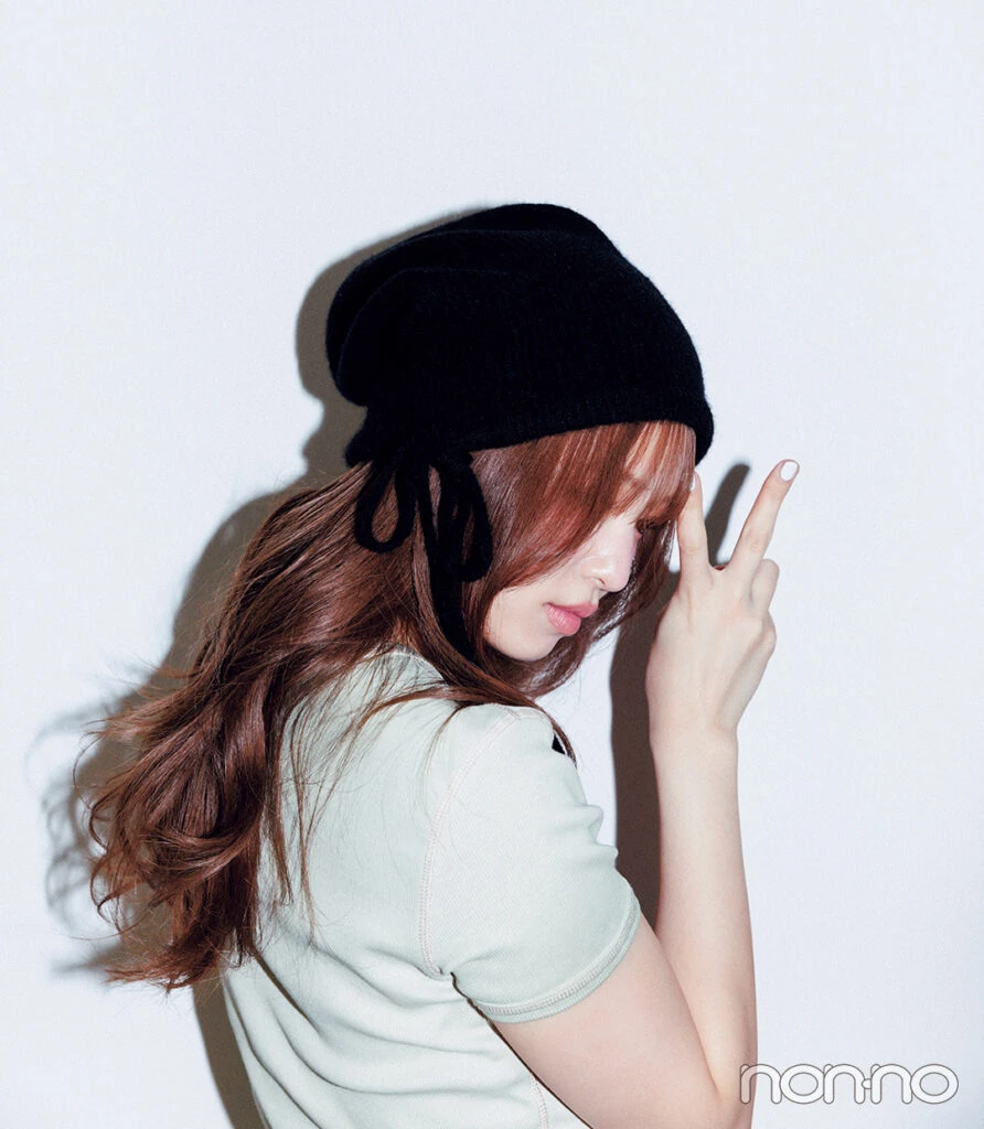 横田真悠の愛用ブランドROSARYMOON