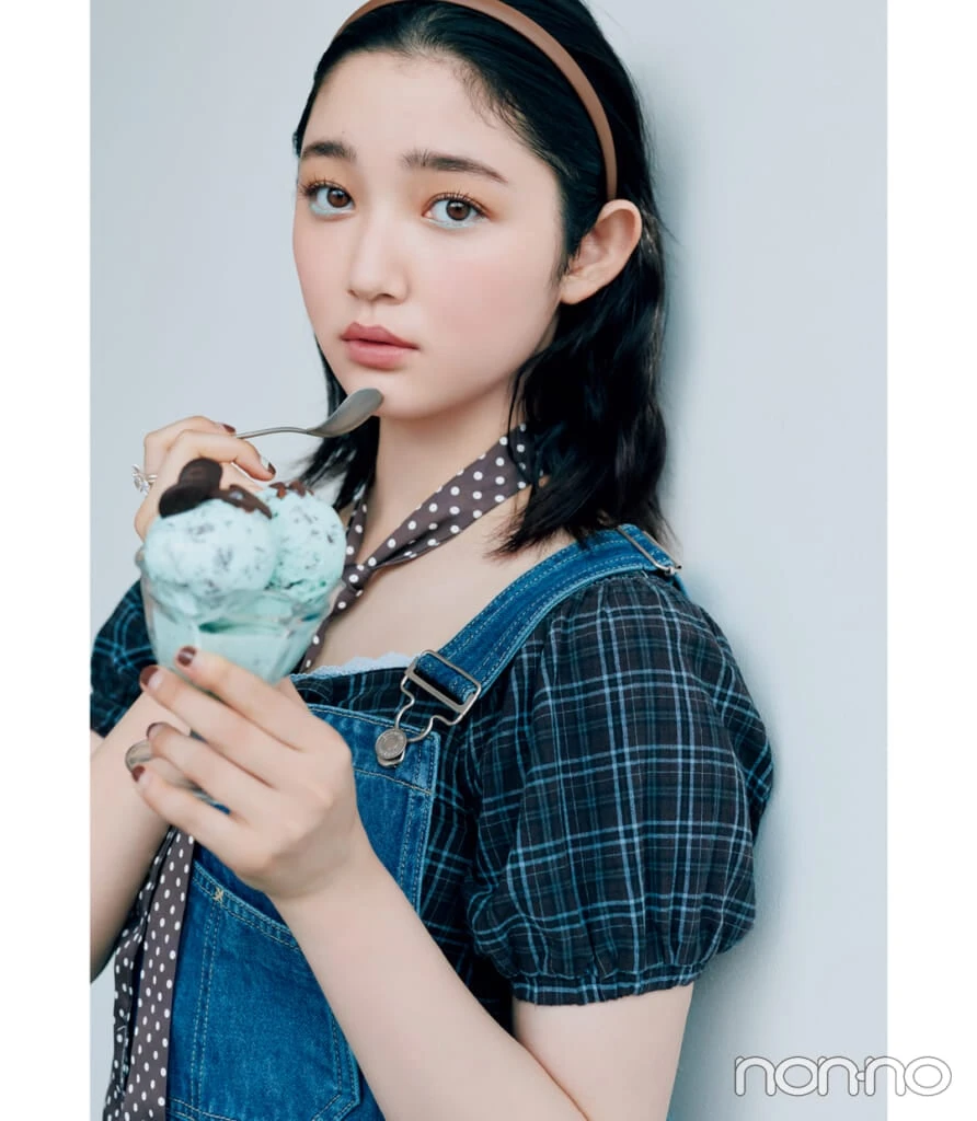 小宮山莉渚のチョコミントアイスメイク