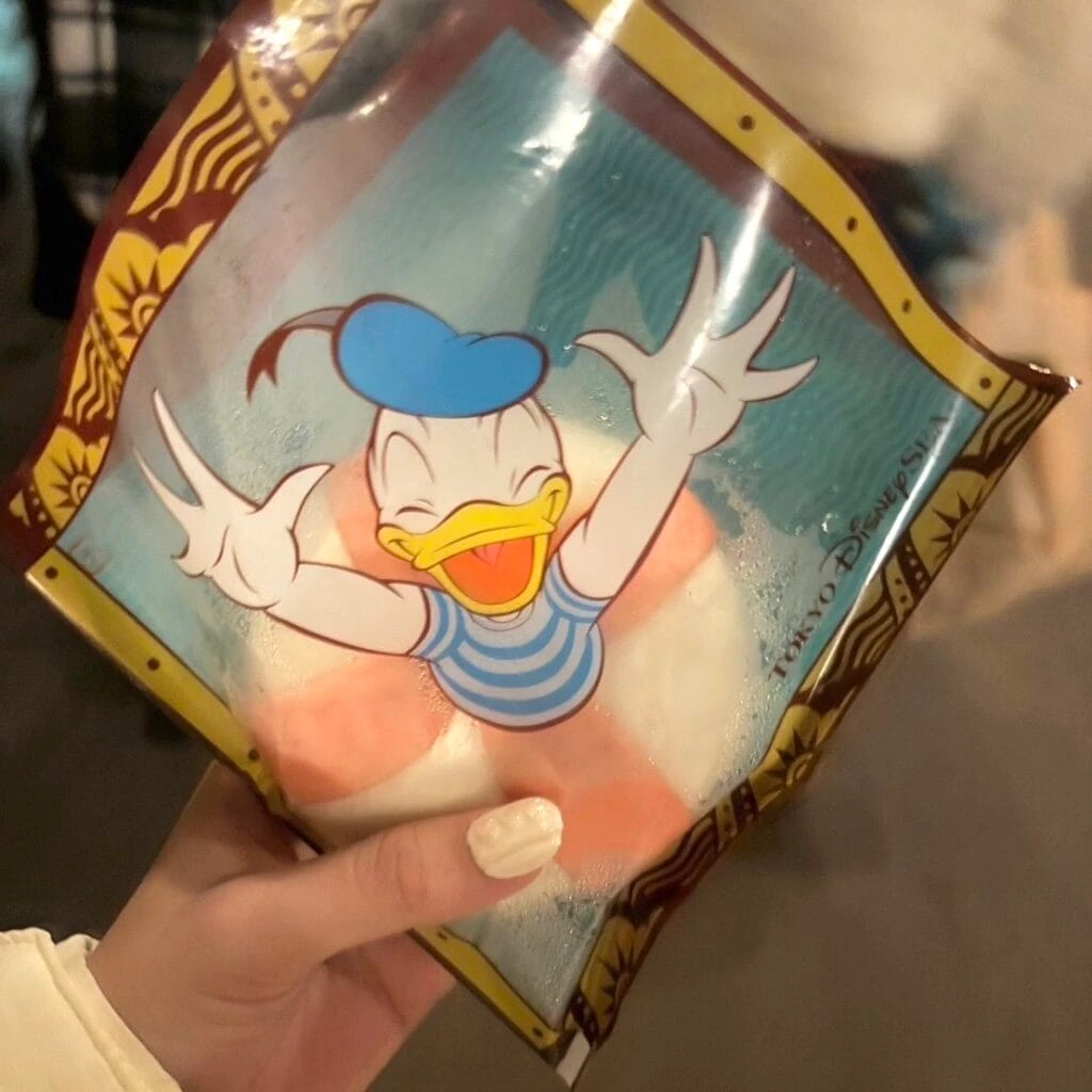 ディズニーシー グルメ うきわまん ドナルド