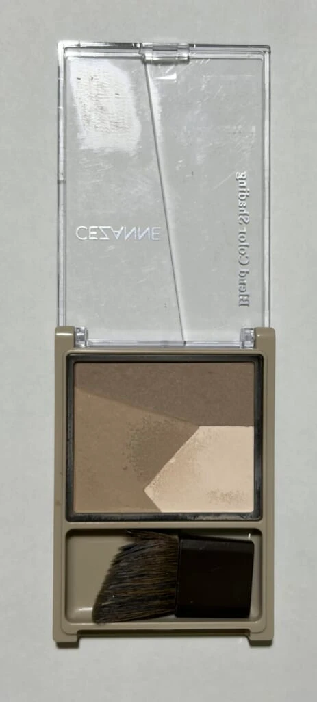 CEZANNE『ブレンドカラーシェーディング 03 メリハリトーン』の中身