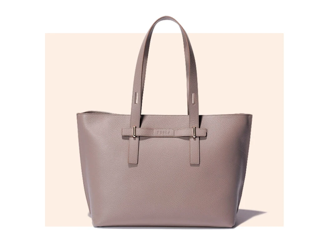 FURLA【フルラ】のノートPCが入る通学バッグ4-2