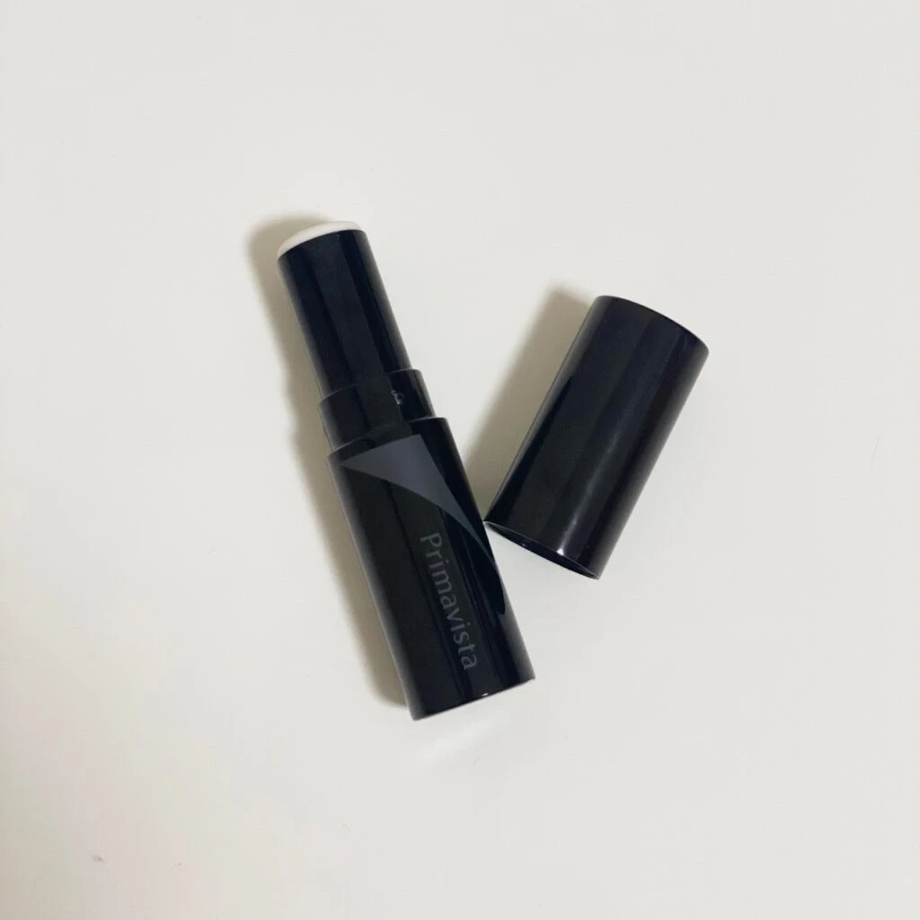 実際に私が使っているprimavistaの皮脂防止スティックのビジュアルイメージです。中身の色や見た目を伝えるための画像です。