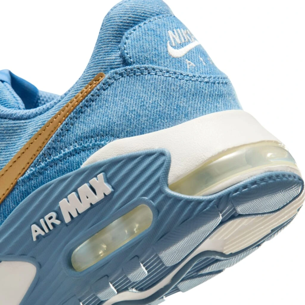 Nike Air Max Excee Denim
カラー：486WORKBL/M GOのかかと部分