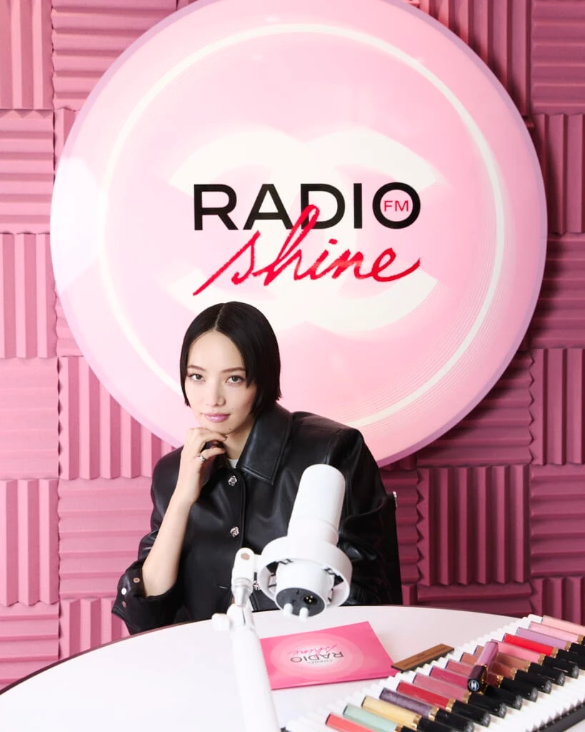 小松菜奈さんルージュ ココ イドゥラ グロス 434使用