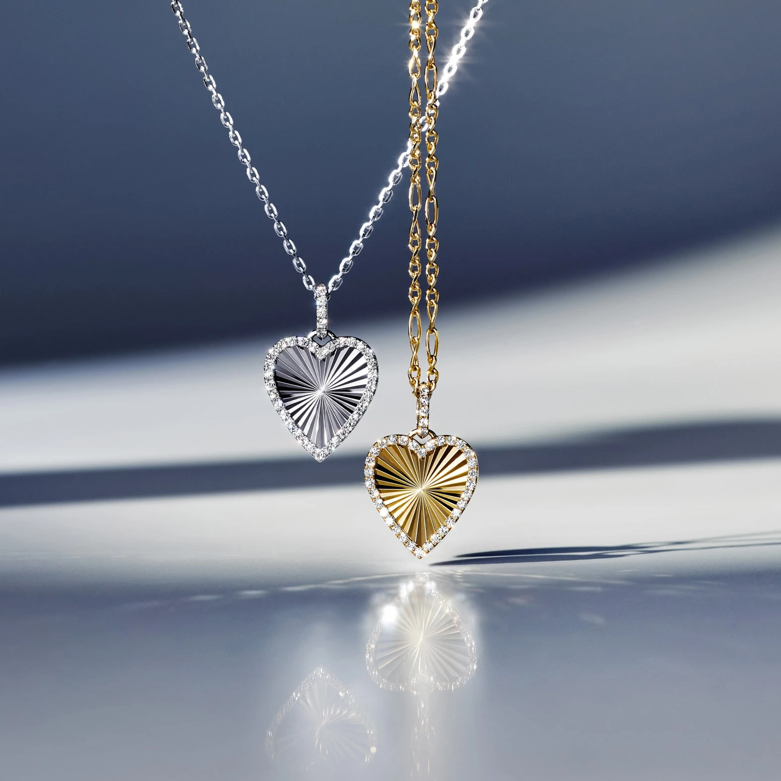 スタージュエリーの<新作>DIAMOND ETCHED HEART