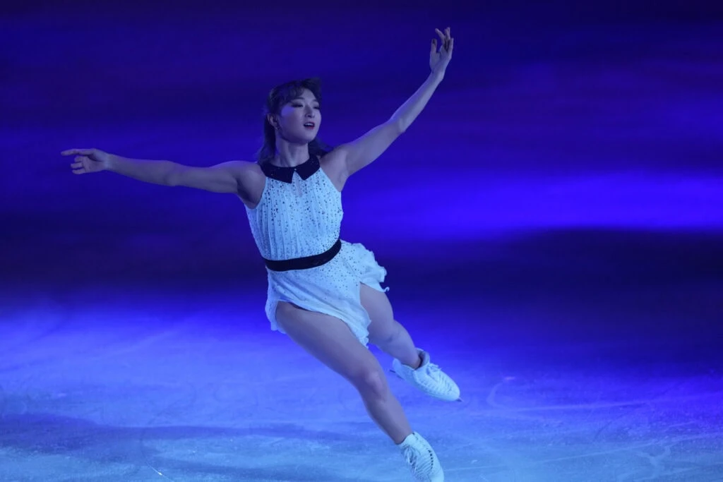 「ファンタジー・オン・アイス2025」で「Non,je ne refrete rien」を滑る坂本花織選手