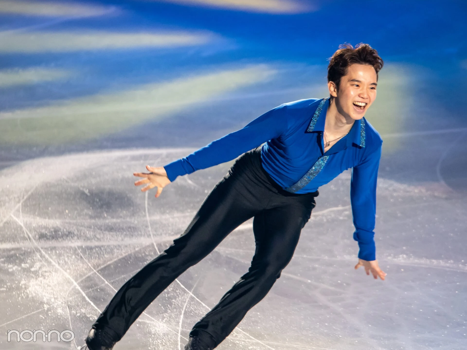 ファンタジーオンアイスで「ラ・ラ・ランド メドレー」を滑る友野一希