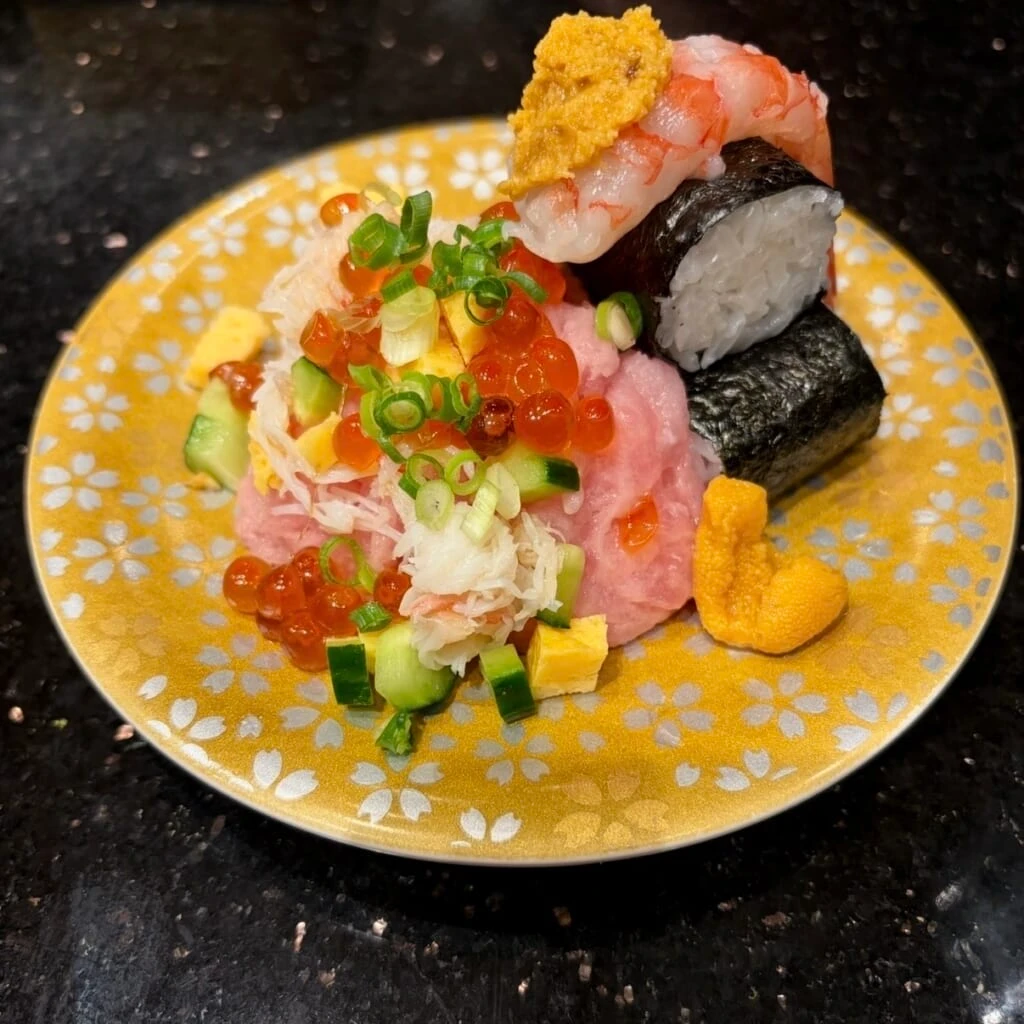 名物の海宝こぼれ巻き