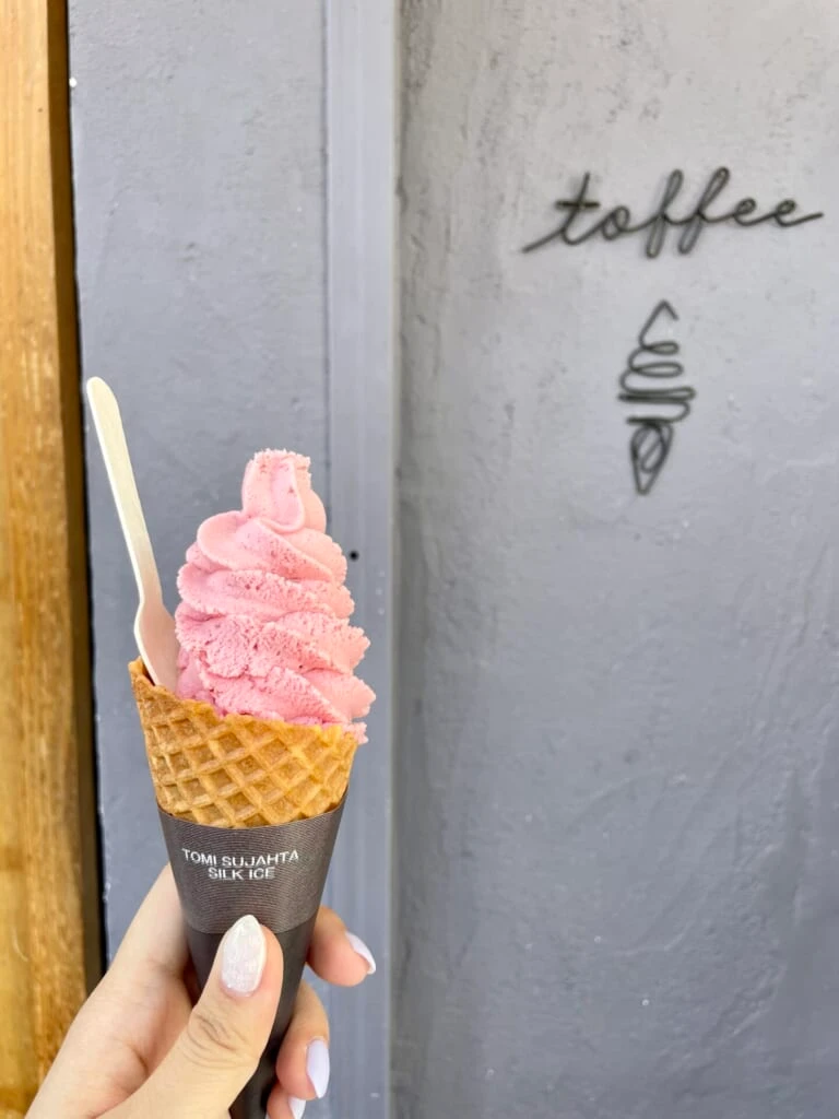あまおう苺のソフトクリーム