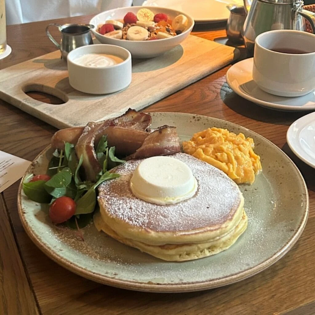 代官山カフェ モーニング IVY PLACE