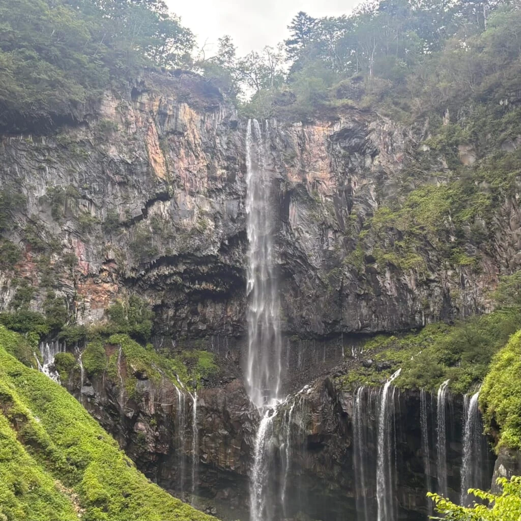 華厳の滝