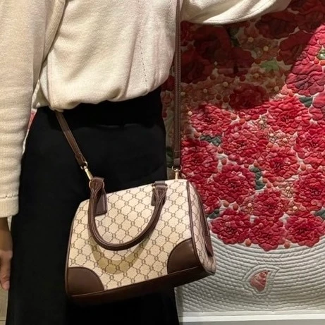 GRL ショルダーバッグ モノグラム柄