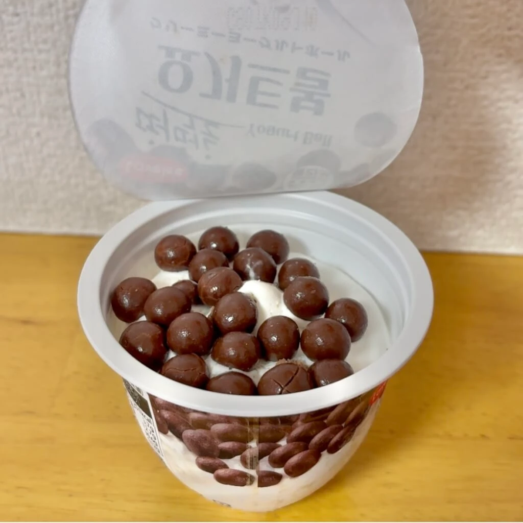 クリーミーヨーグルトボール
チョコパフ一粒大きめ
