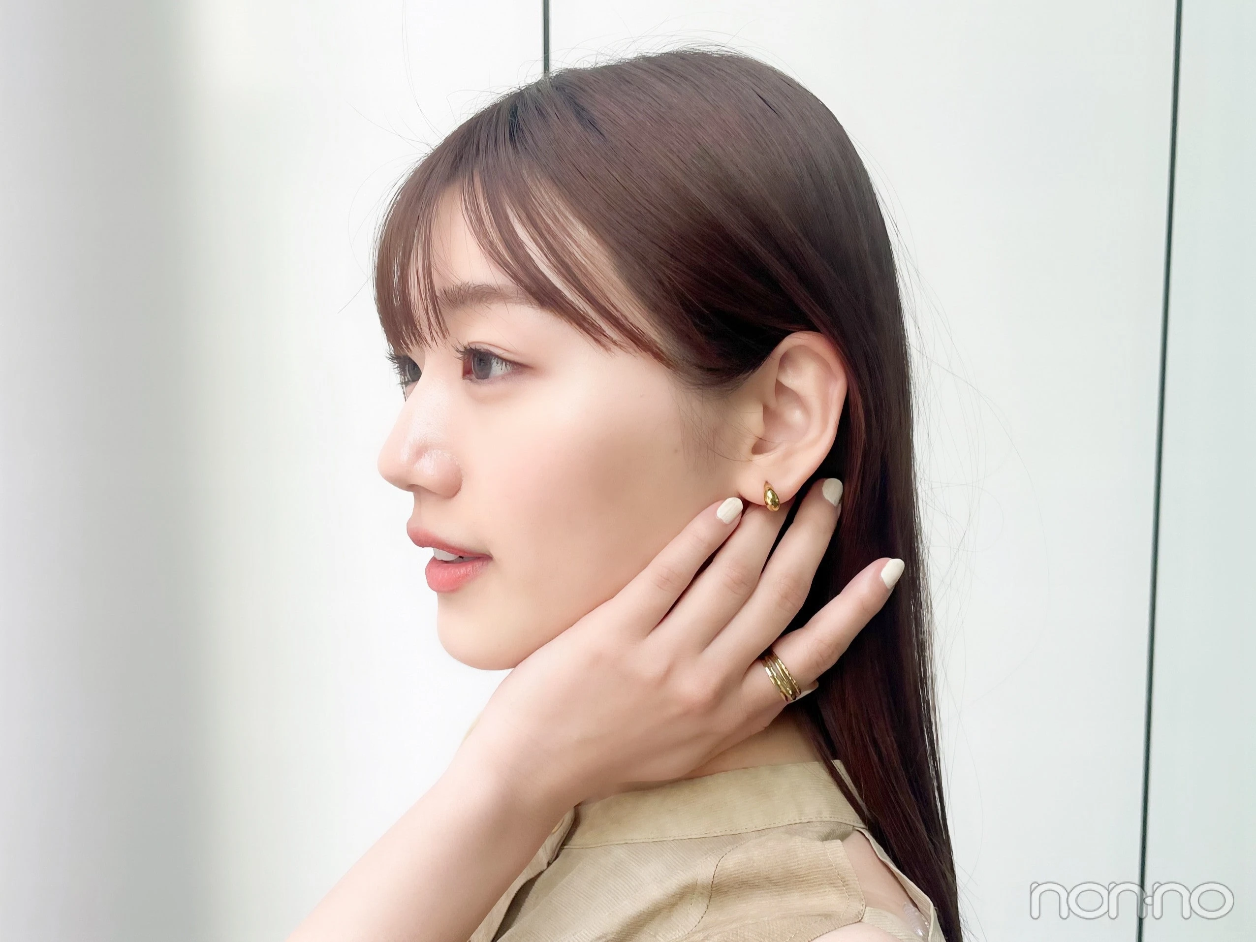 ノンノモデル・佐々木美玲のアクセ寄り写真