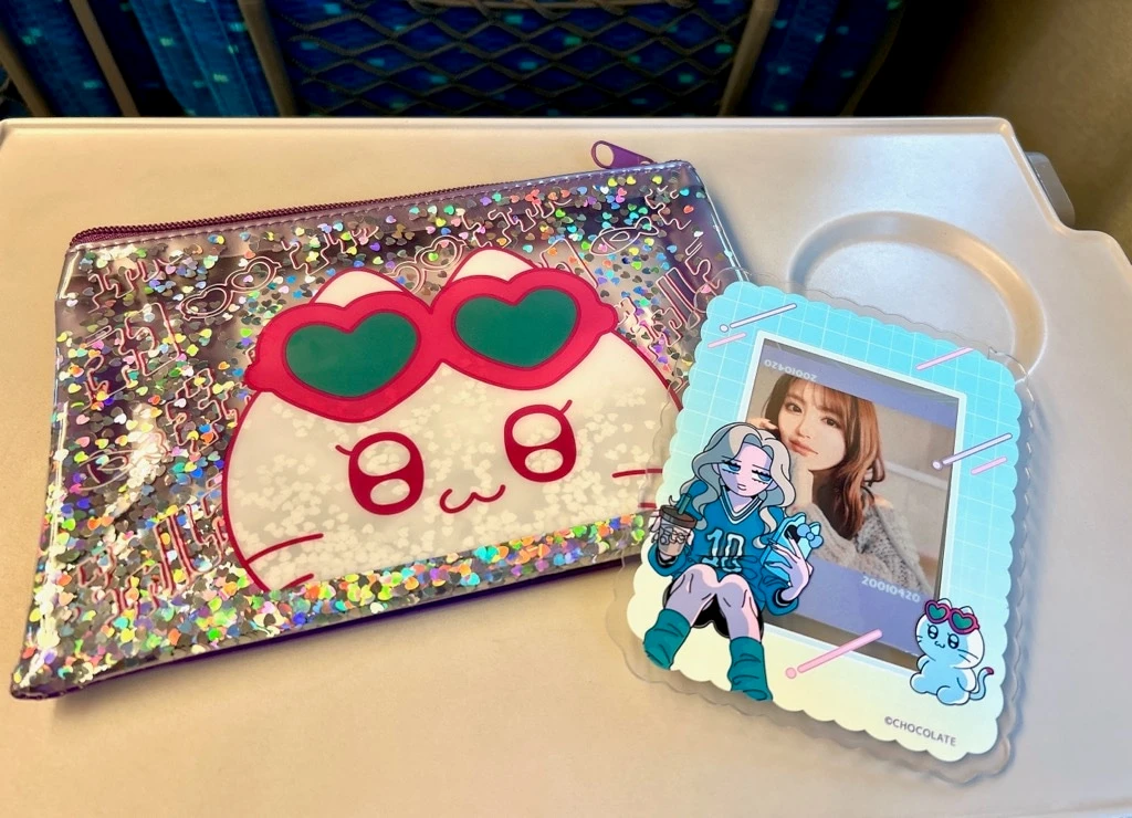 ギャルネコ ラメポーチとカードケース