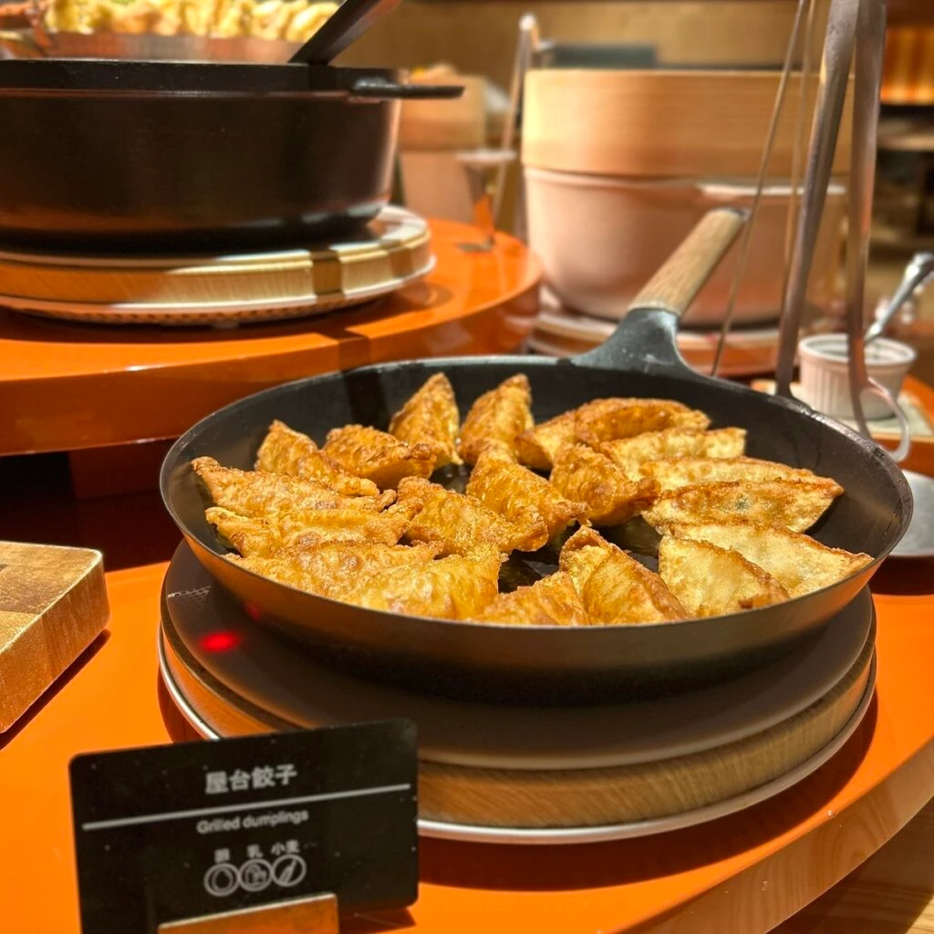 ビュッフェの屋台餃子