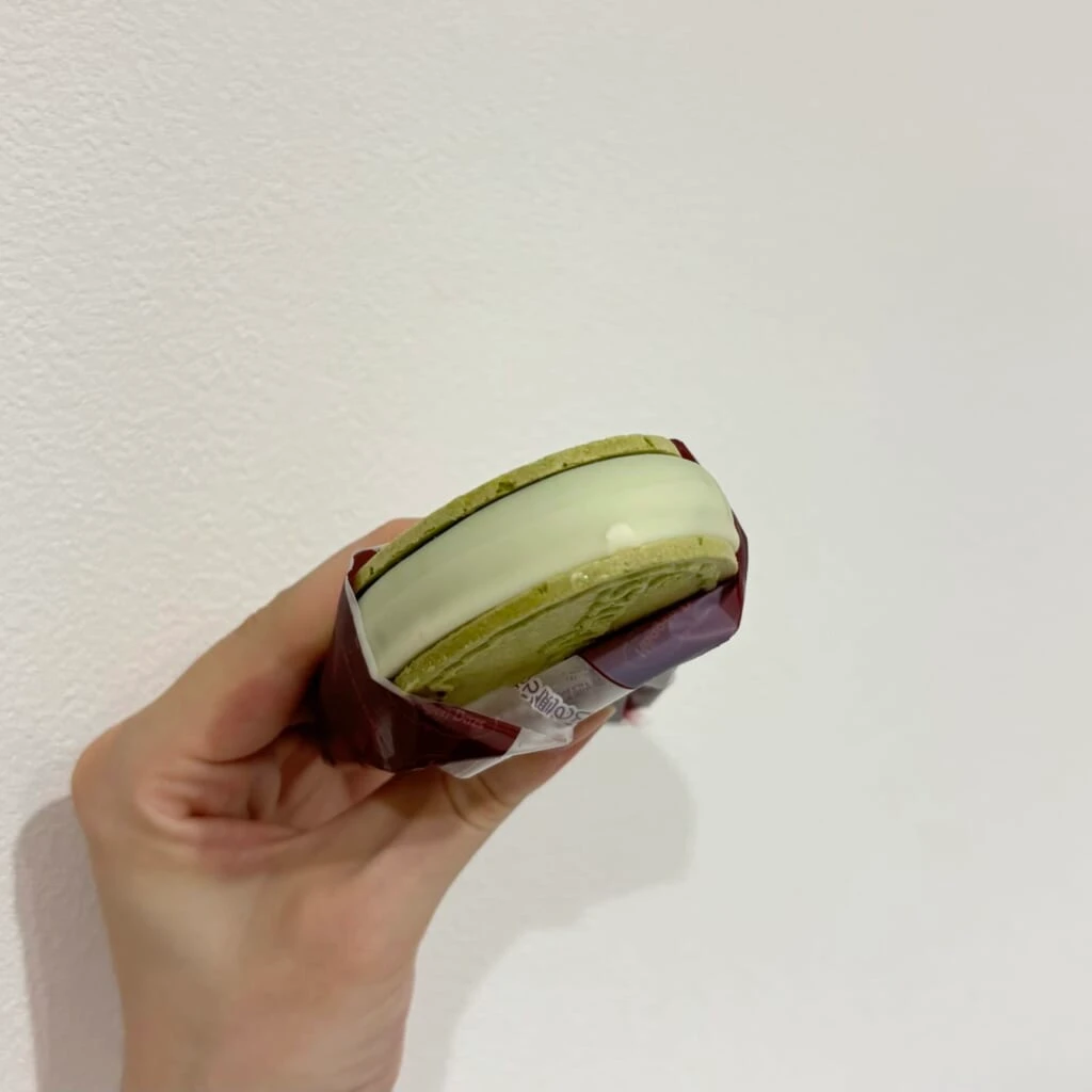 ハーゲンダッツのクリスピーサンドの食べ方