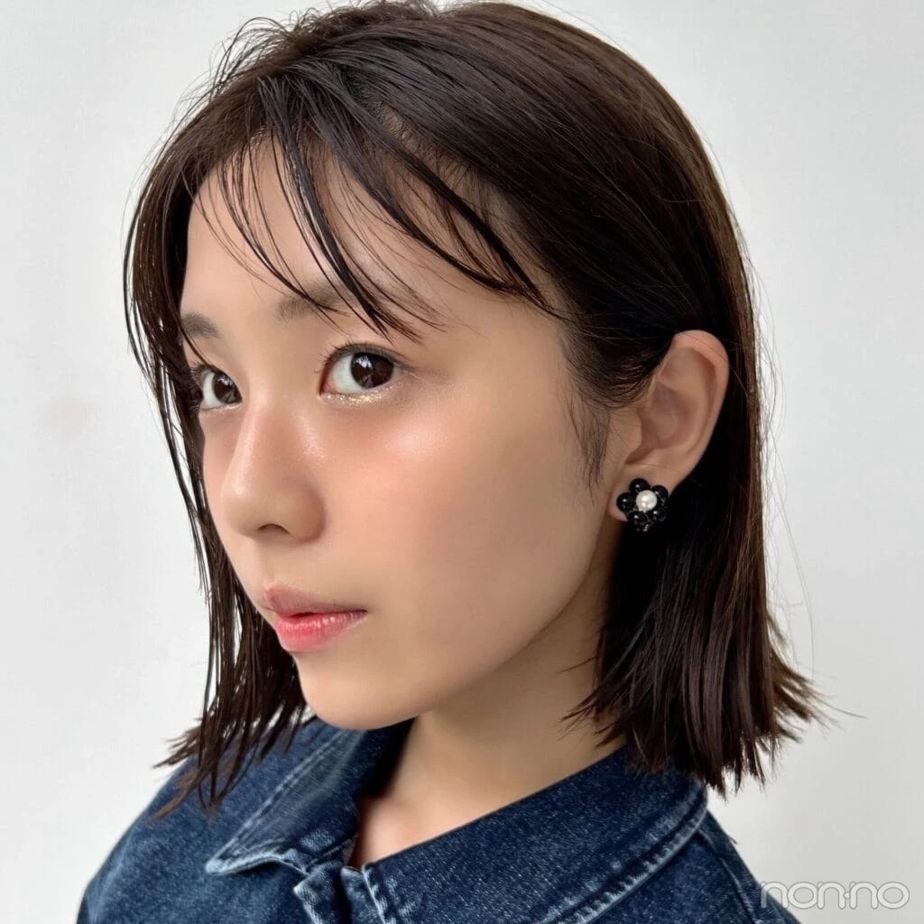菊地姫奈の私服のイヤリング