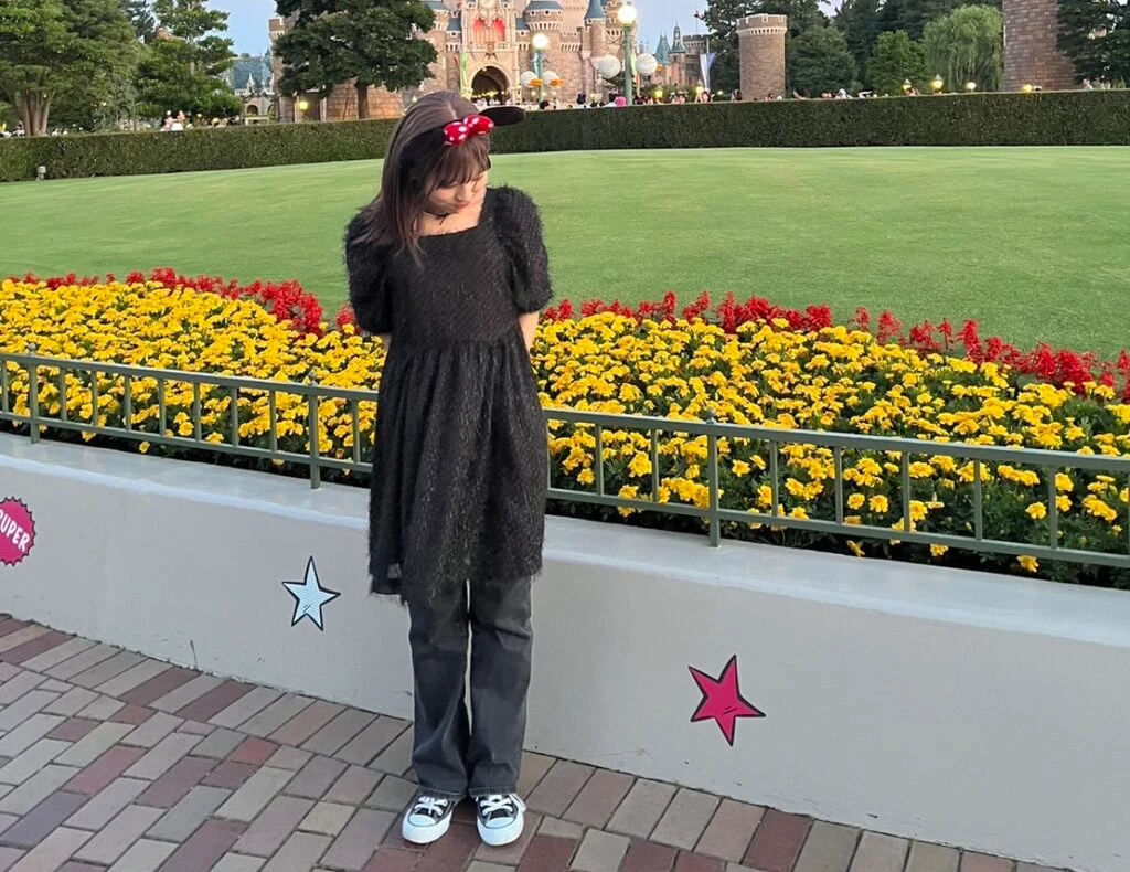 夏ディズニーコーデ、オールブラックコーデ
