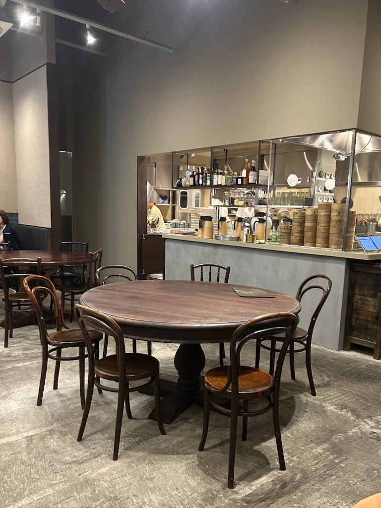 可視化飯店　店内