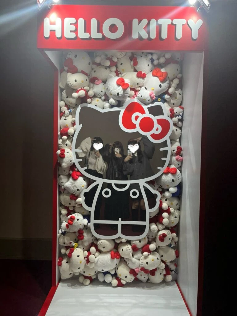 ハローキティ展　フォトスポット
