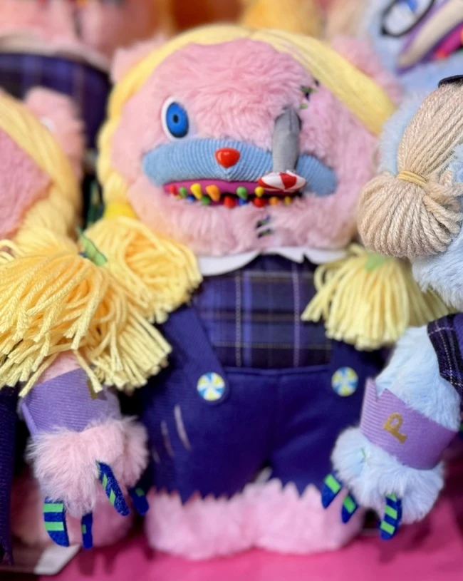 USJハロウィン2026のハミクマグッズ ハミクマロリー ぬいぐるみ(Sサイズ)