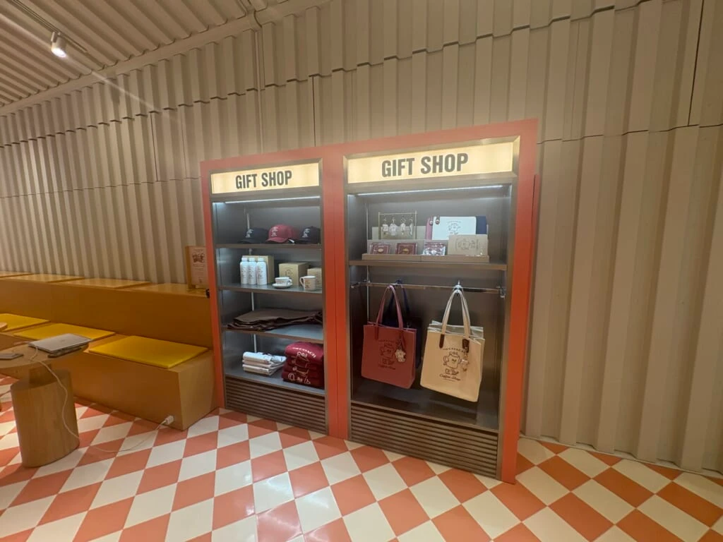 限定グッズ