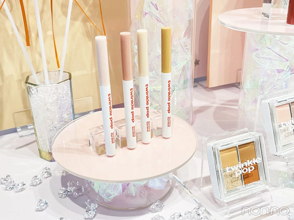 「twinkle pop by. CLIO(トゥインクルポップ バイ クリオ)」のスティックアイシャドウ