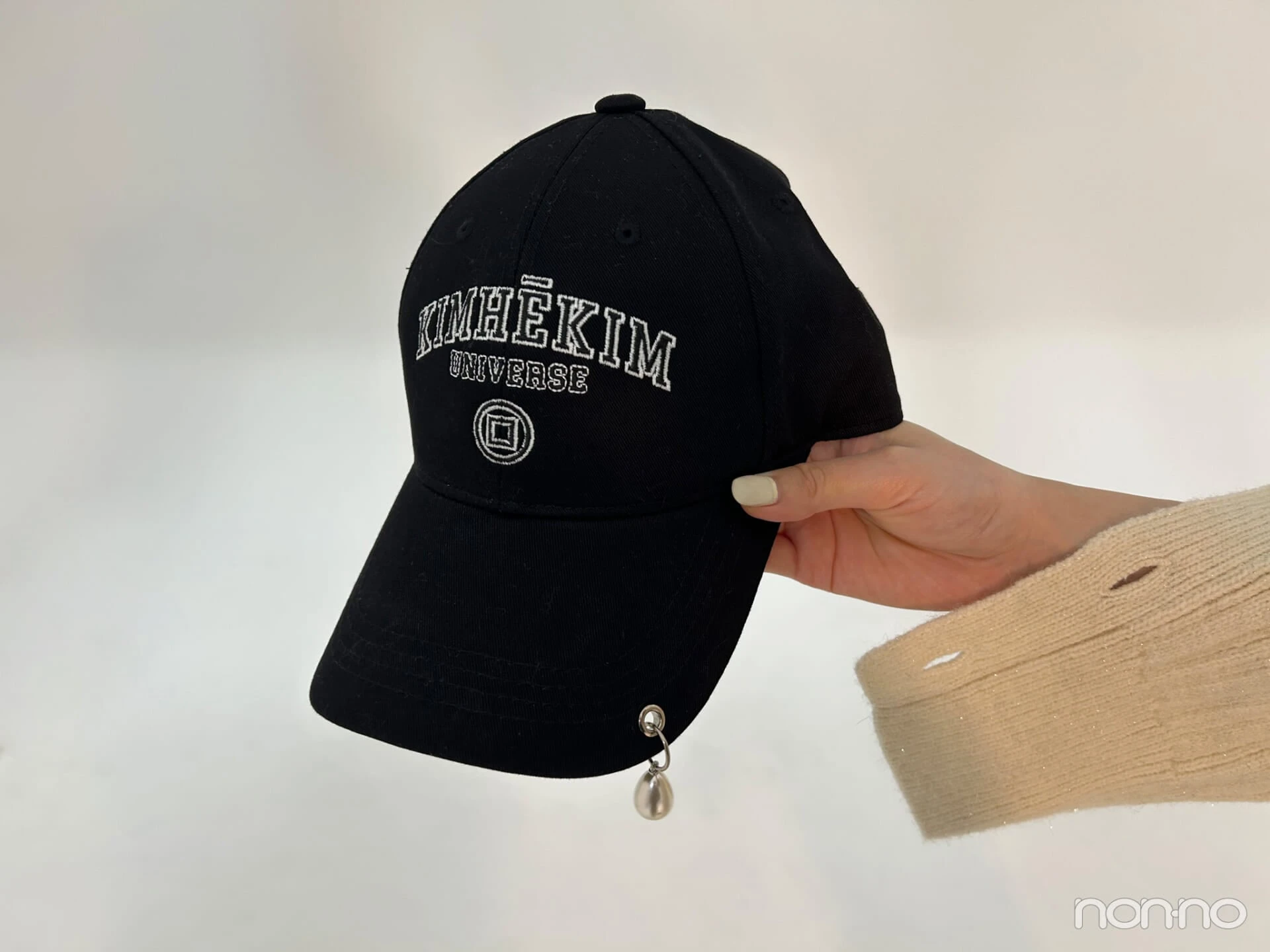 ノンノモデルの冬私服2026久間田琳加の最近の購入品のキャップ