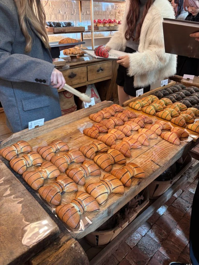 大学生エディターズ　狎鴎亭おすすめグルメ　「Panier de M.mooni」のリボンパン