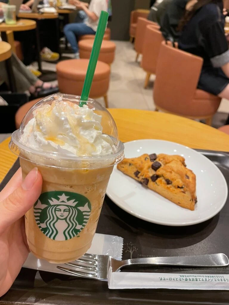 スタバ　アールグレイ ブーケ & ティー フラペチーノ　新作
