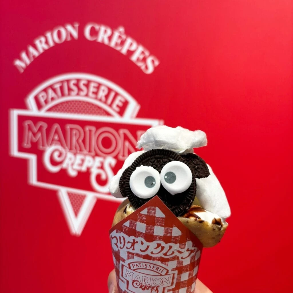 マリオンクレープとひつじのショーンコラボはトッピングが豪華で美味しい！