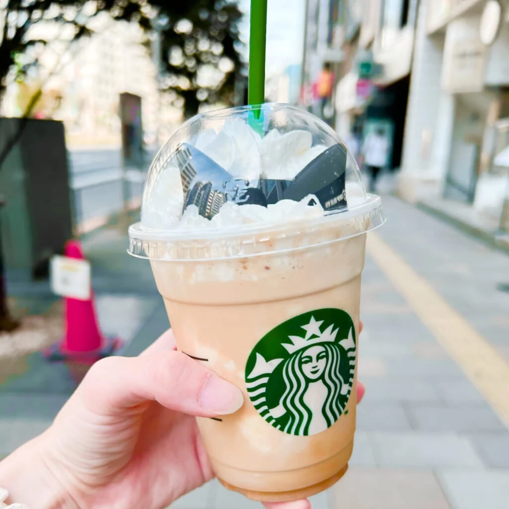 三毛猫フラペチーノ