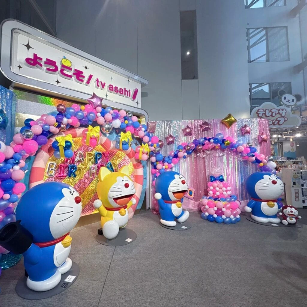 入ってすぐのところには、ドラえもんたちが！