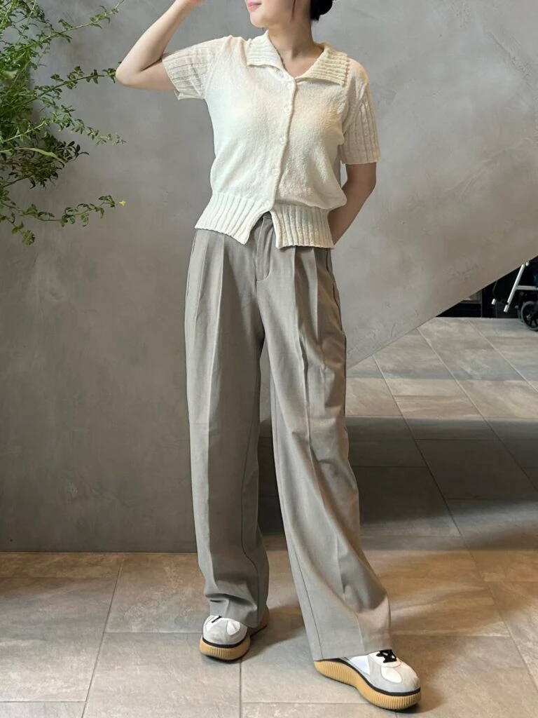 『GENERAL IDEA』のブラウスを使ったコーデ