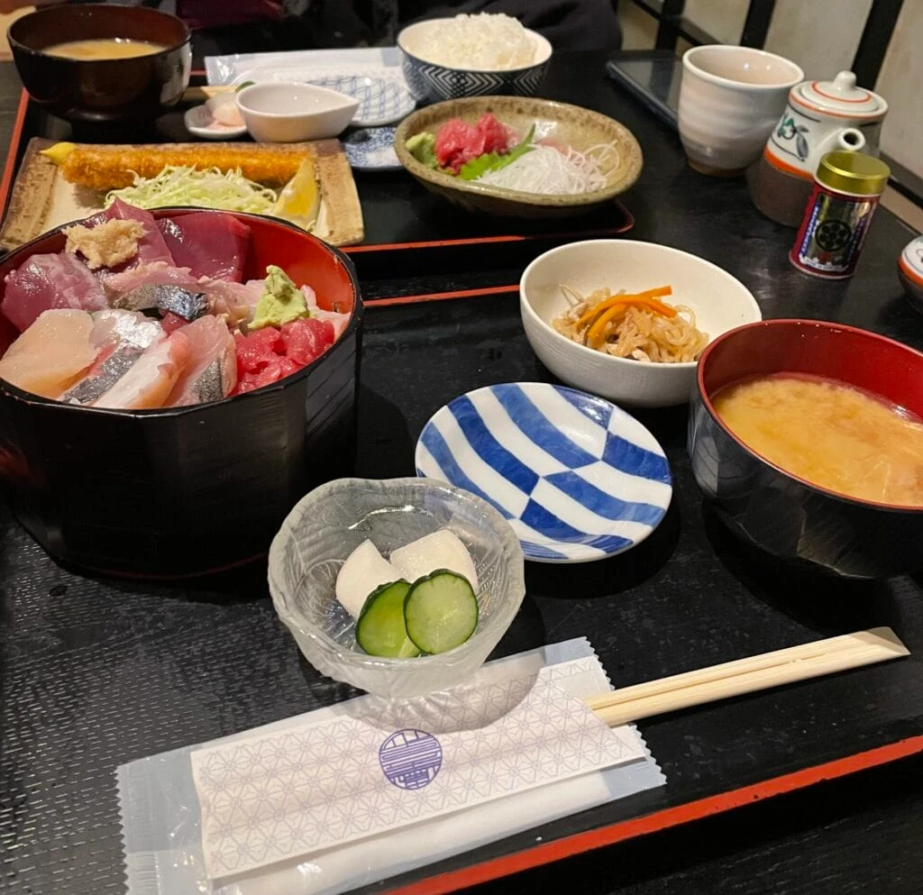仙台 海鮮丼 ランチ