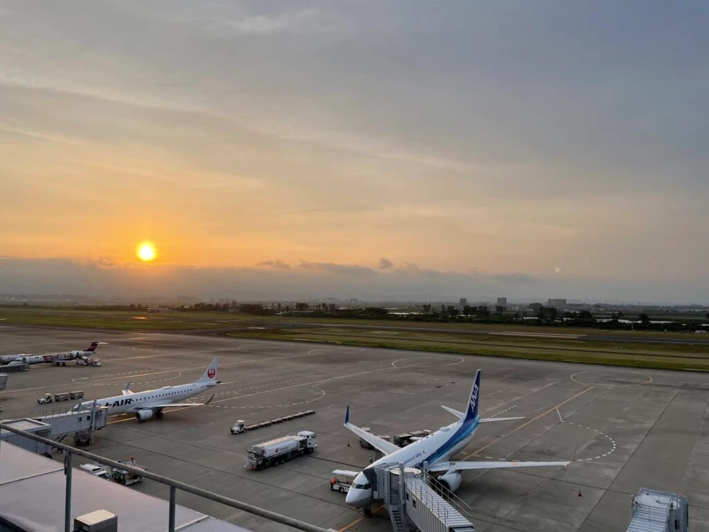仙台空港　展望デッキ　夕日