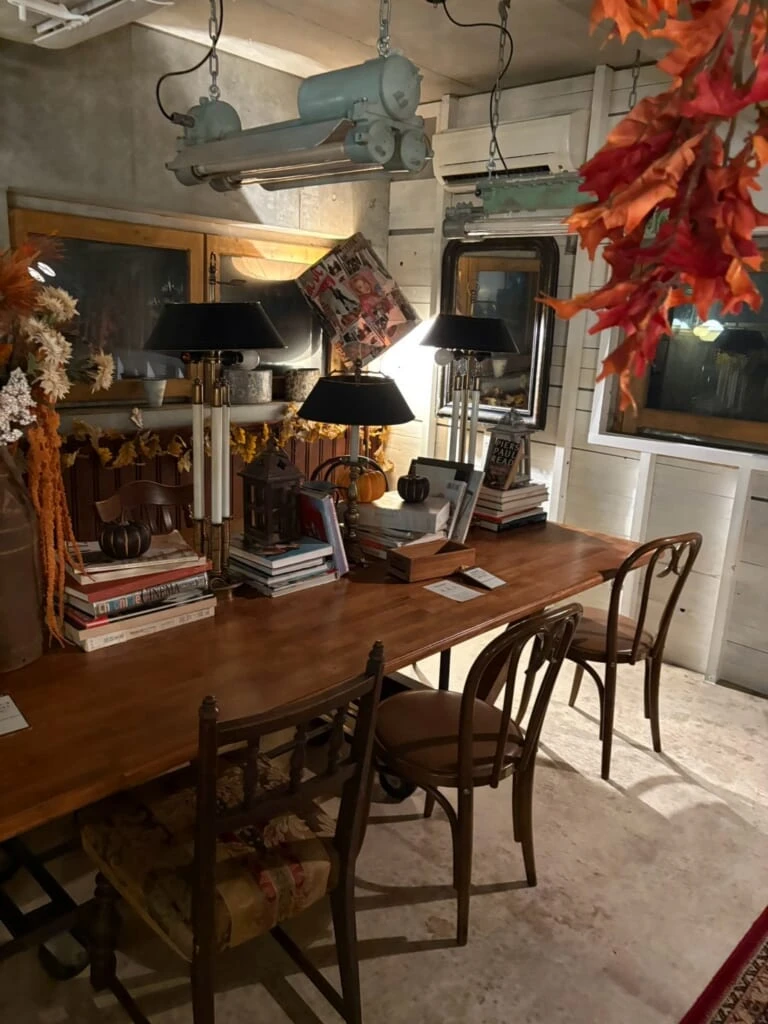 H.A.L.cafeの二階のカウンター席