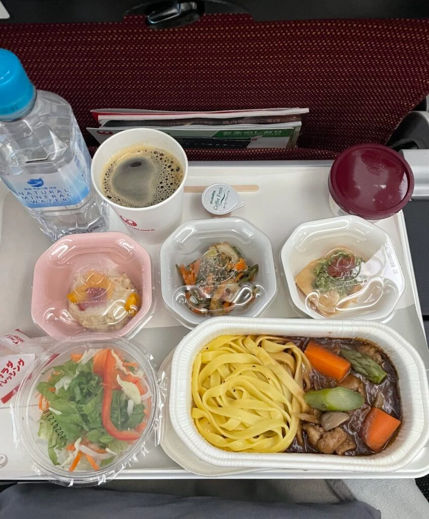 機内食一食目